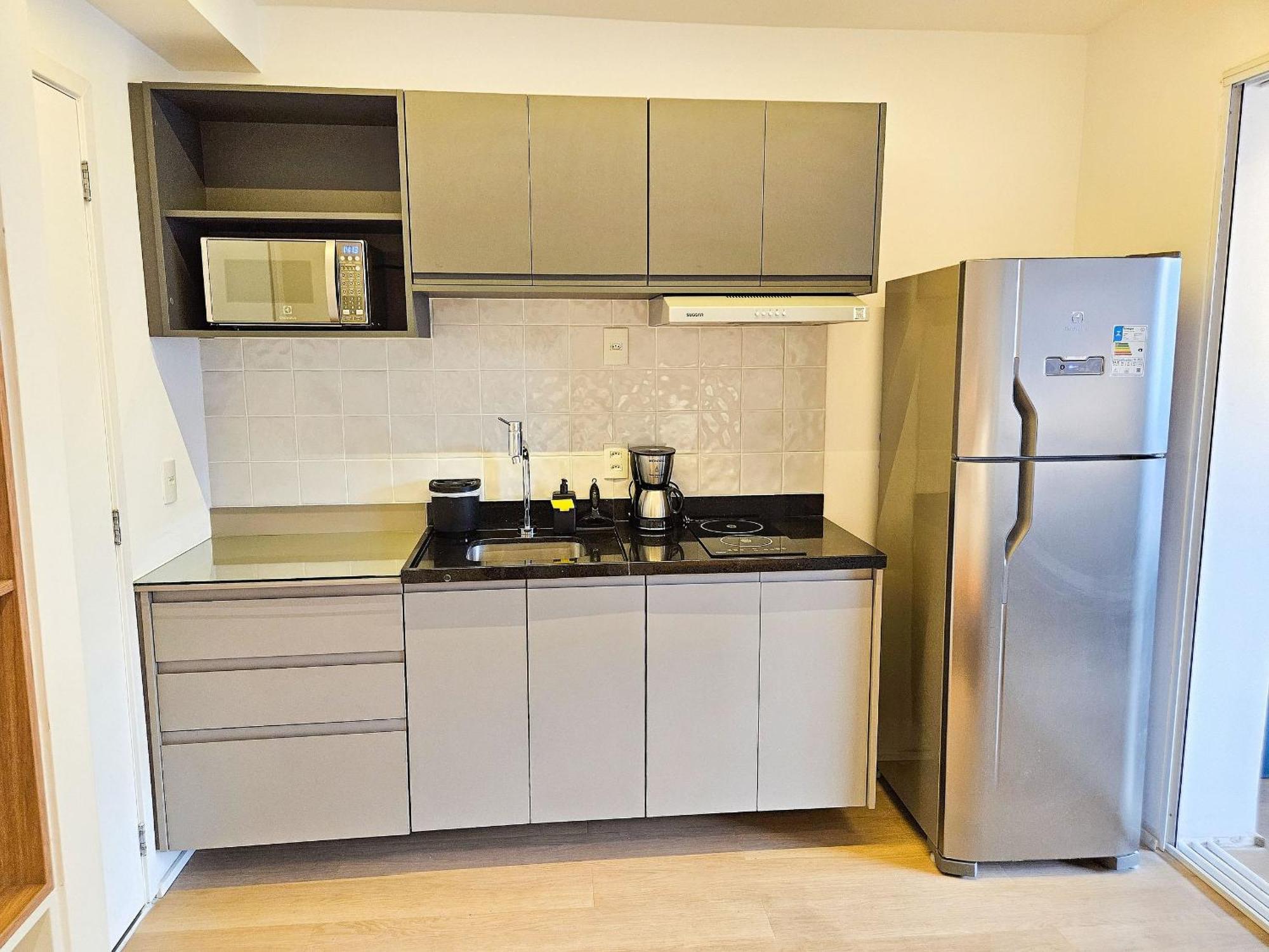 Apartamento Na Avenida 9 De Julho Iii *
